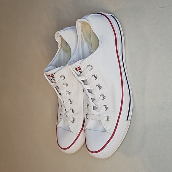 Converse Shoes - Converse white Sneakers